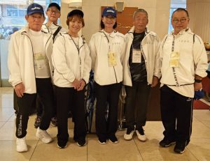 ホテルロビー出発前--